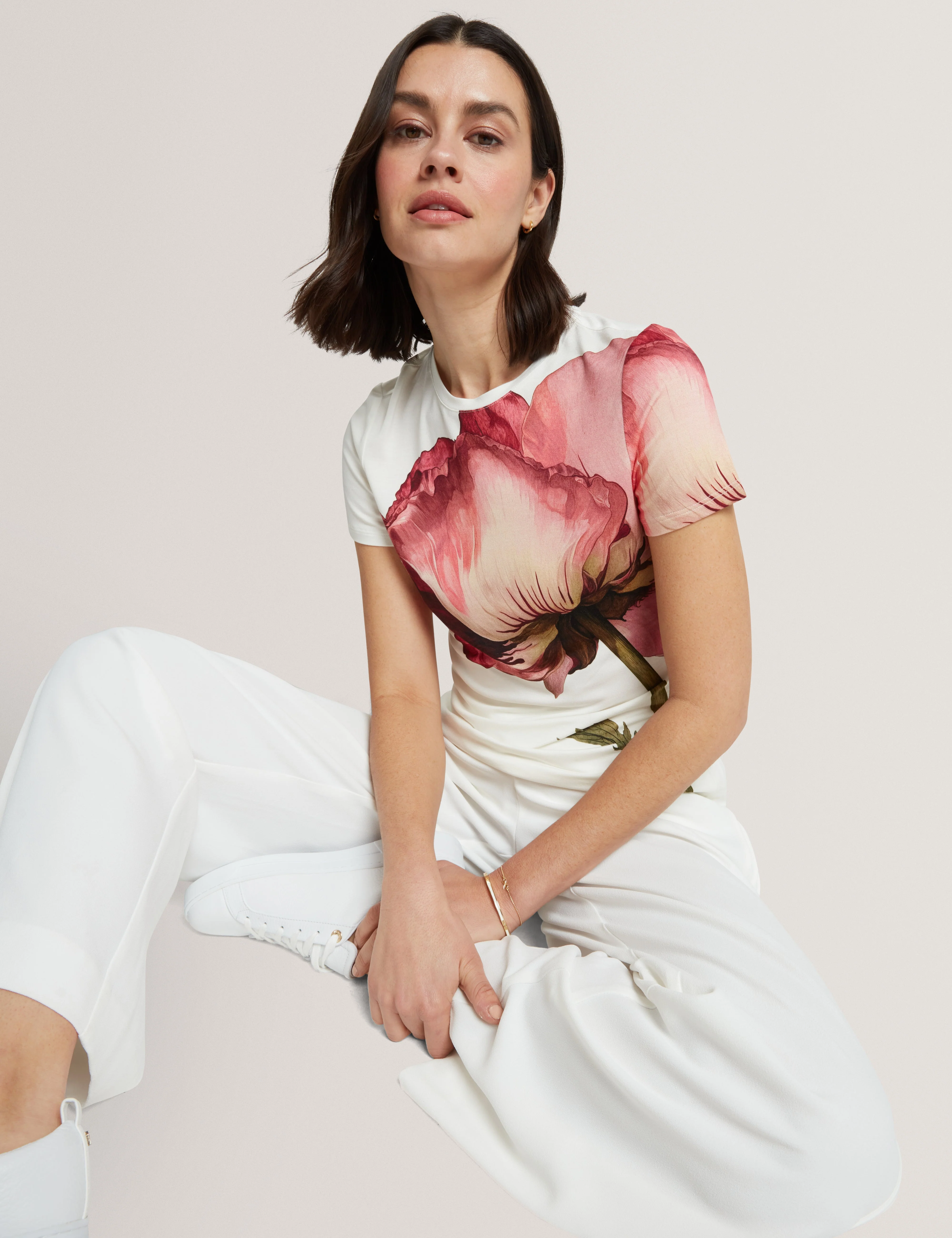 Obrey Short Sleeve Printed Fitted Tee Ivory - Image 6