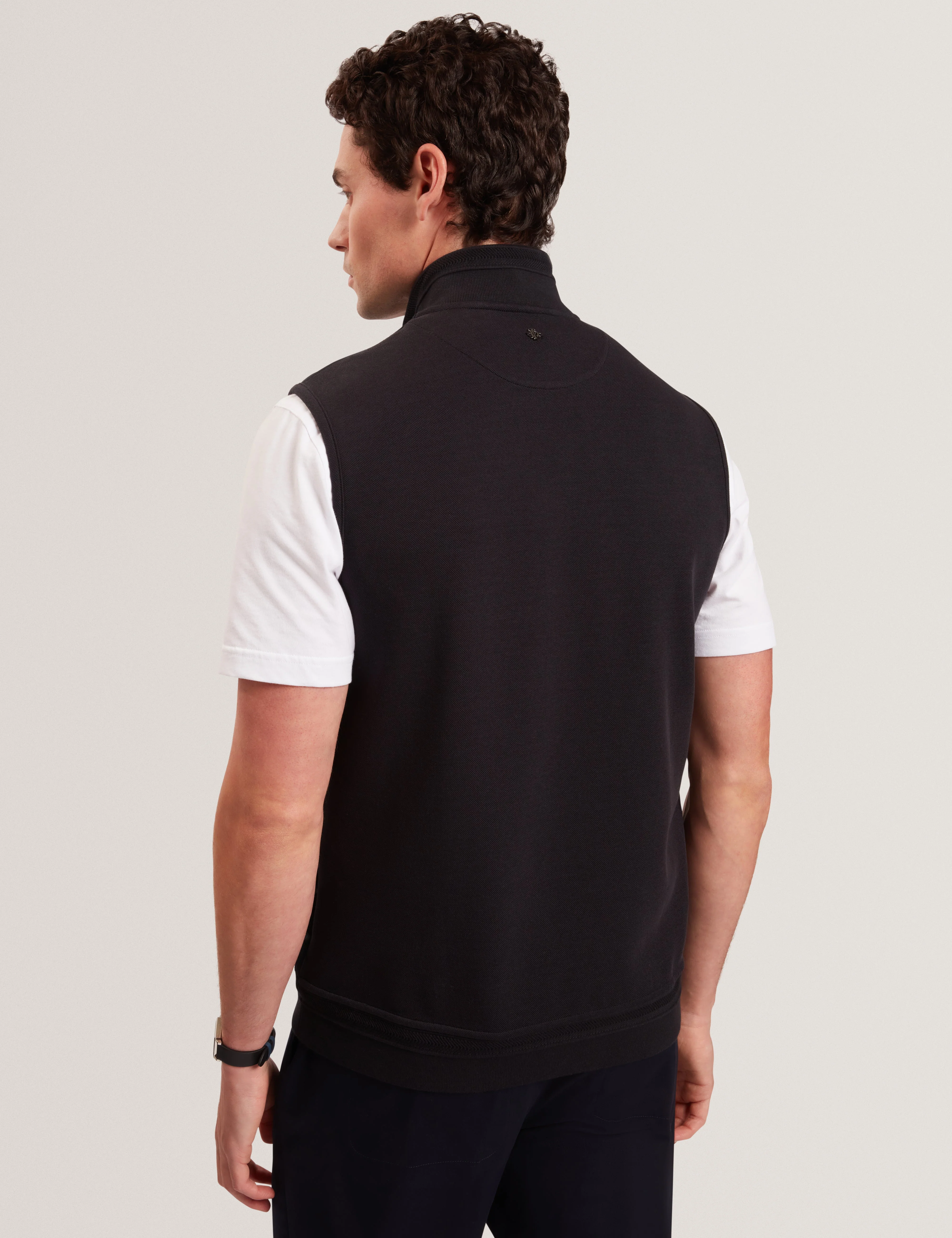 Pafavor Short Sleeve Regular Fit Quilted Gilet Navy - Image 5