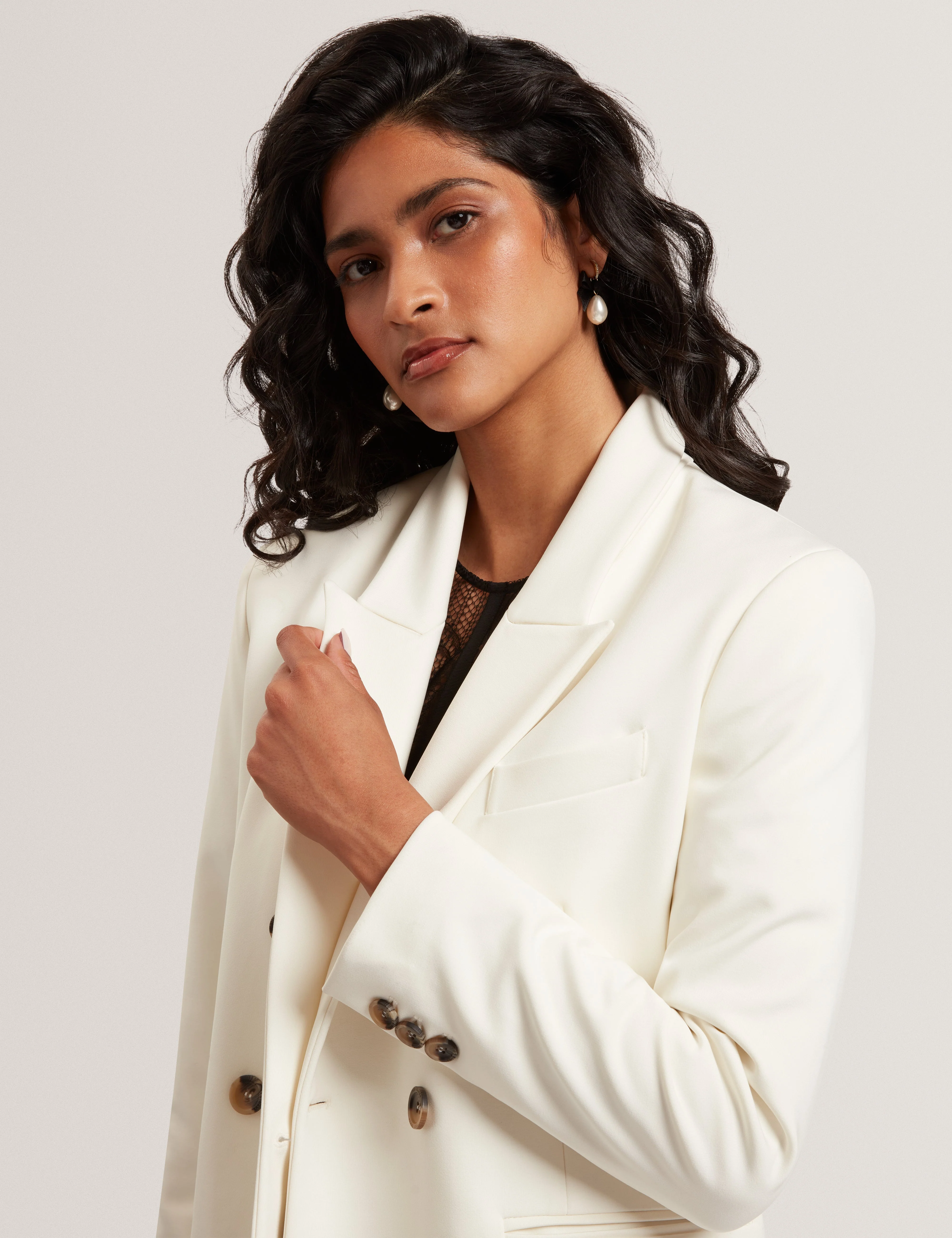 Pawlyn Tailored Ponte Double Breasted Blazer Ivory - Image 4