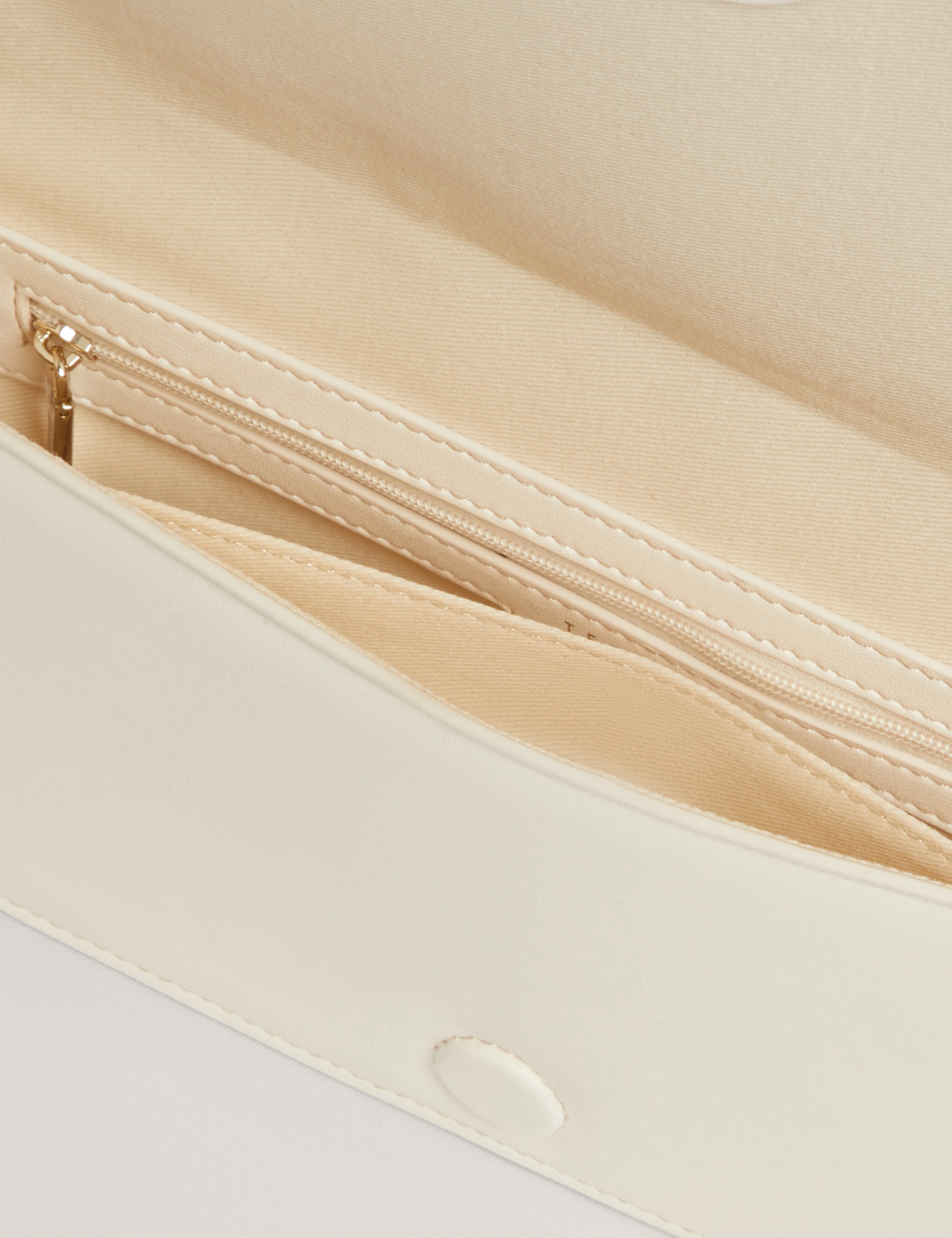 Pettria Raffia Straw Elongated Shoulder Bag Ivory - Image 5