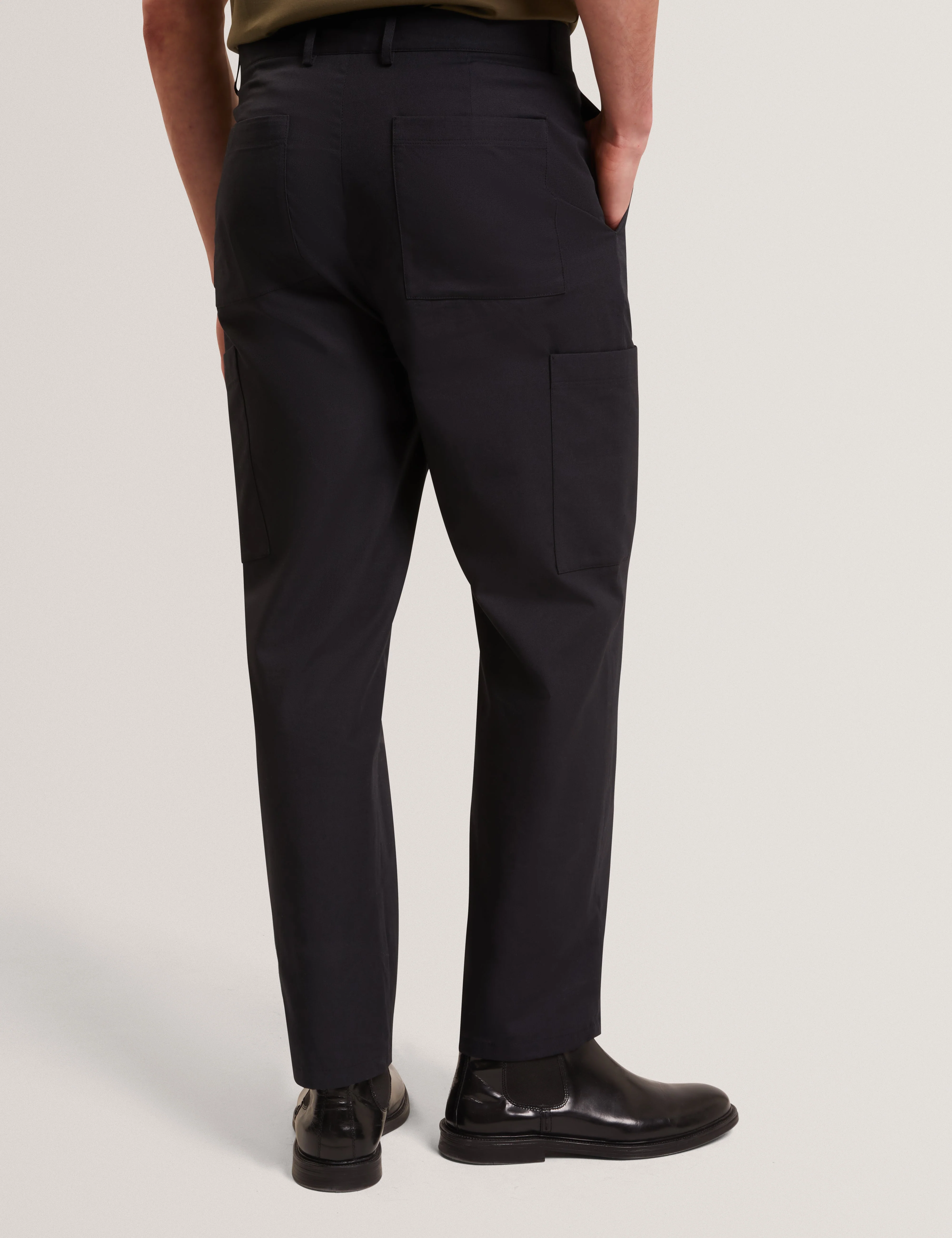 Portyal Casual Crop Taper Black - Image 4