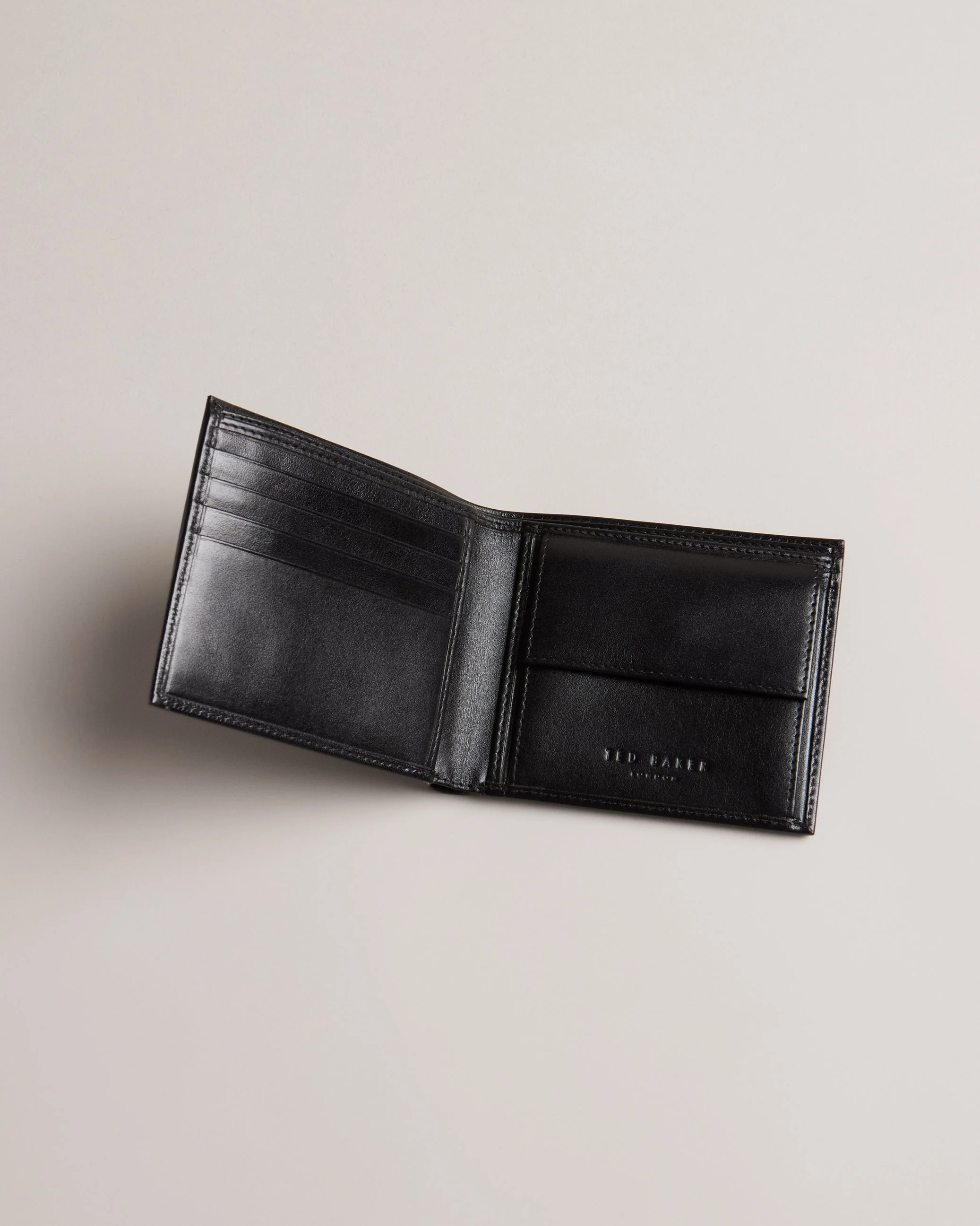 Prugs Embossed Corner Leather Bifold Coin Wallet Black - Image 3
