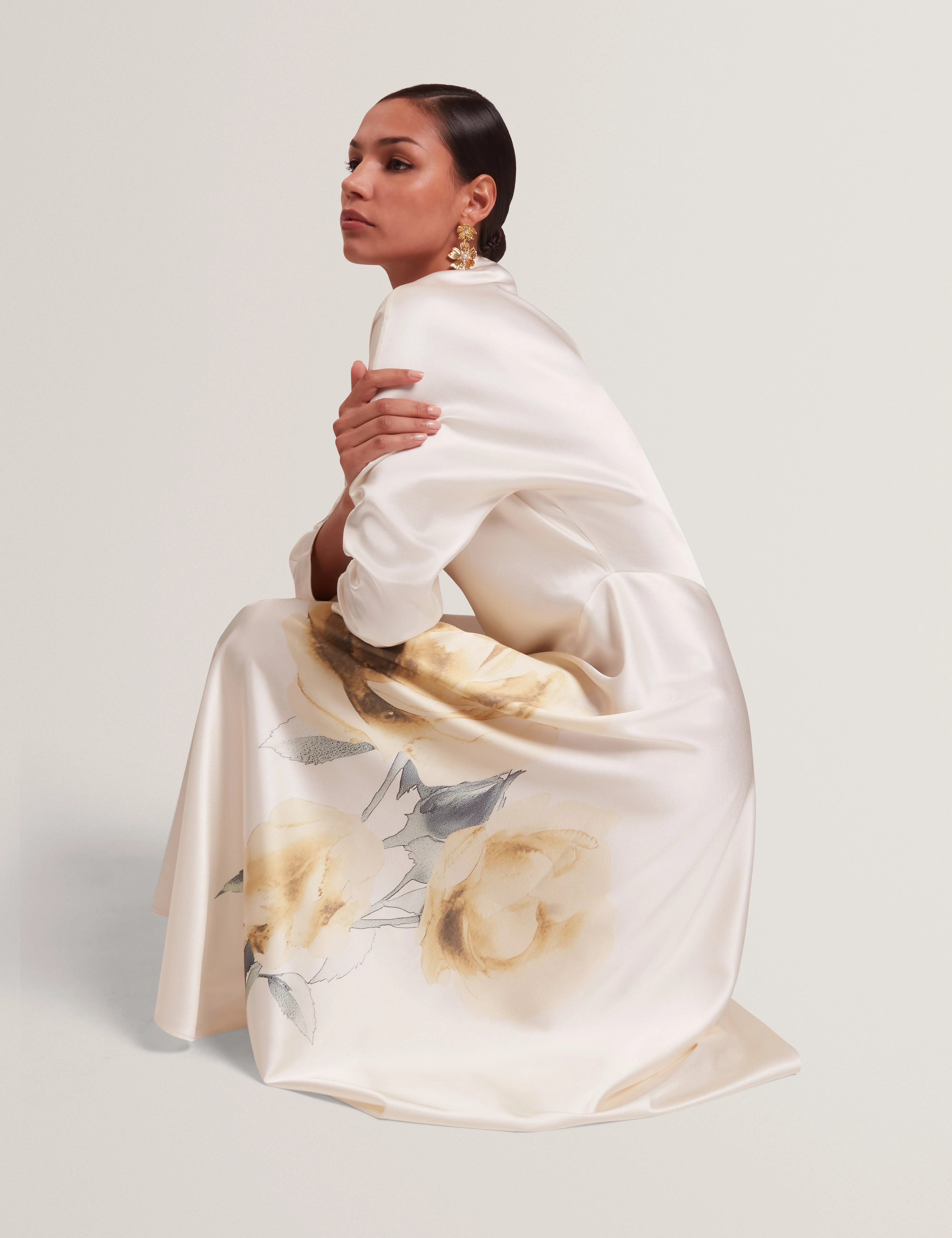 Raimi Curve Seam Detail Maxi Dress Ivory - Image 3