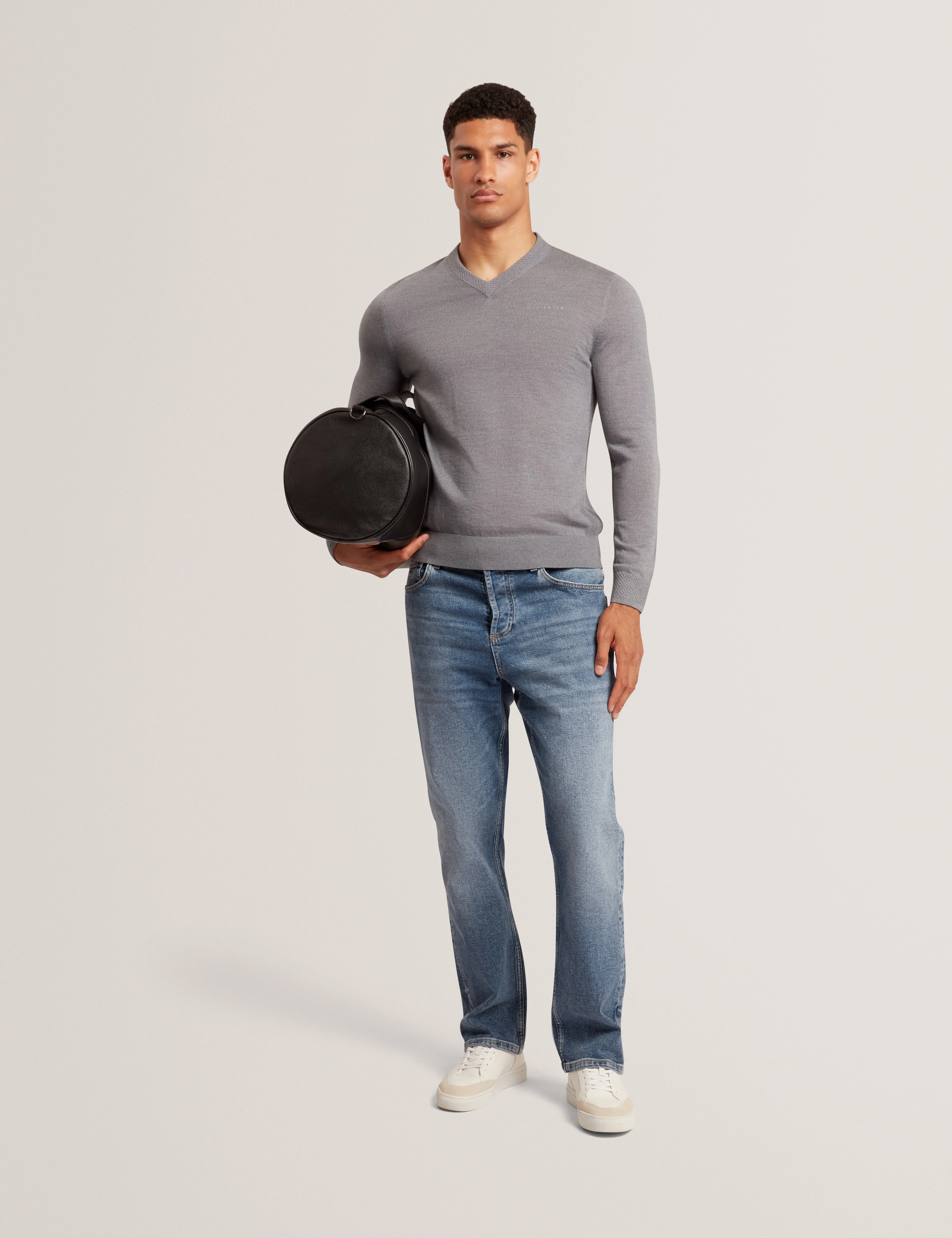 Resye Branded Merino V-Neck Jumper Mid-Grey - Image 2