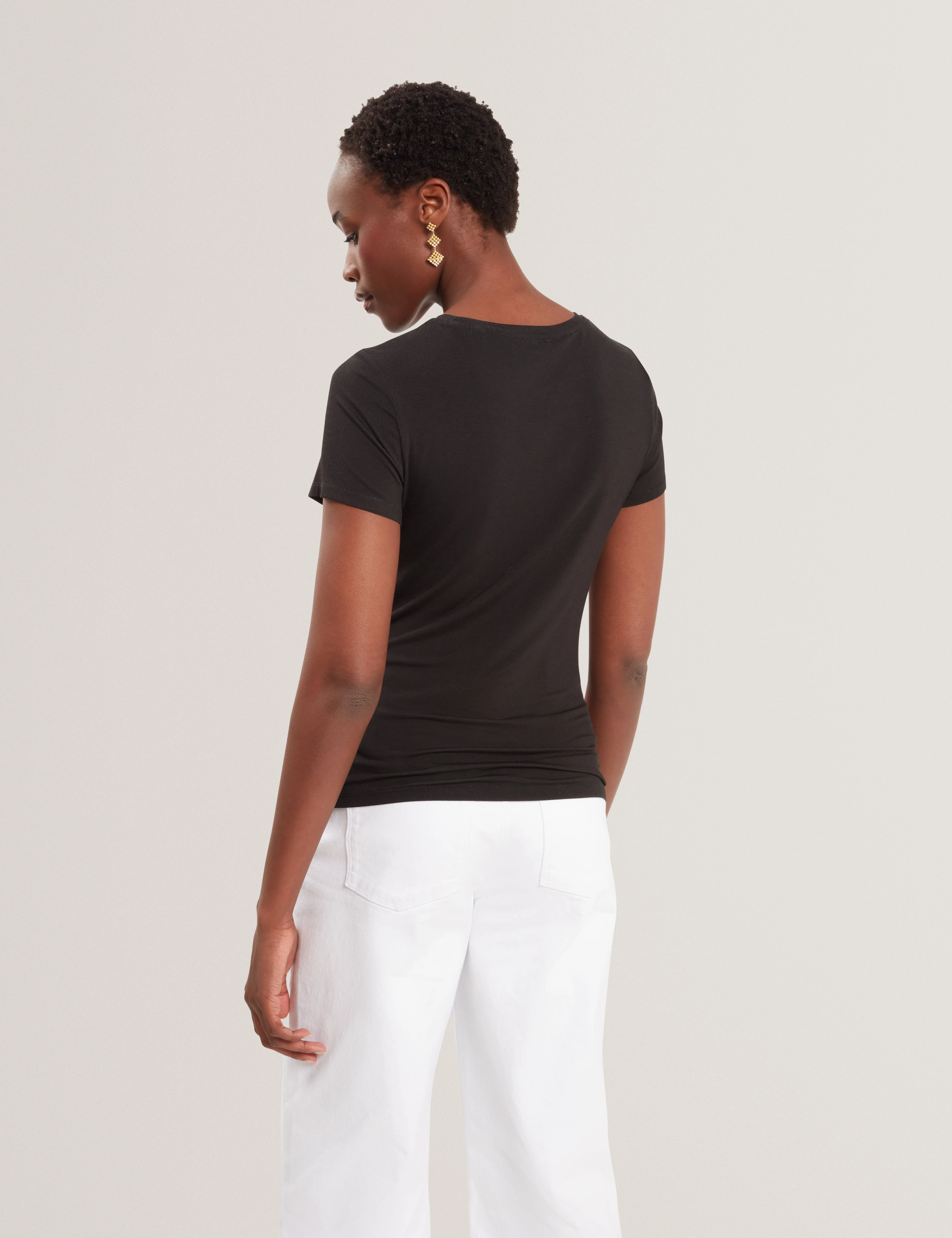 Riccia Printed Fitted Tee Black - Image 6
