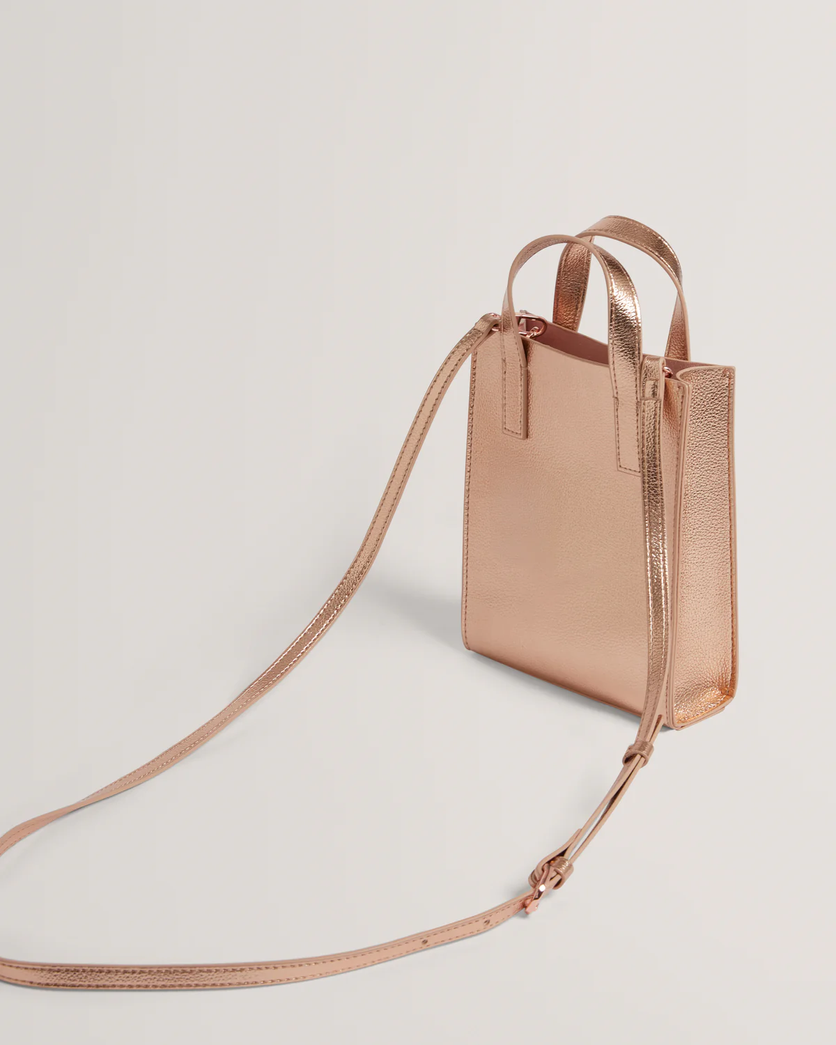 Rosari Rose Detail Mini Metallic Icon Bag Rosegd - Image 5