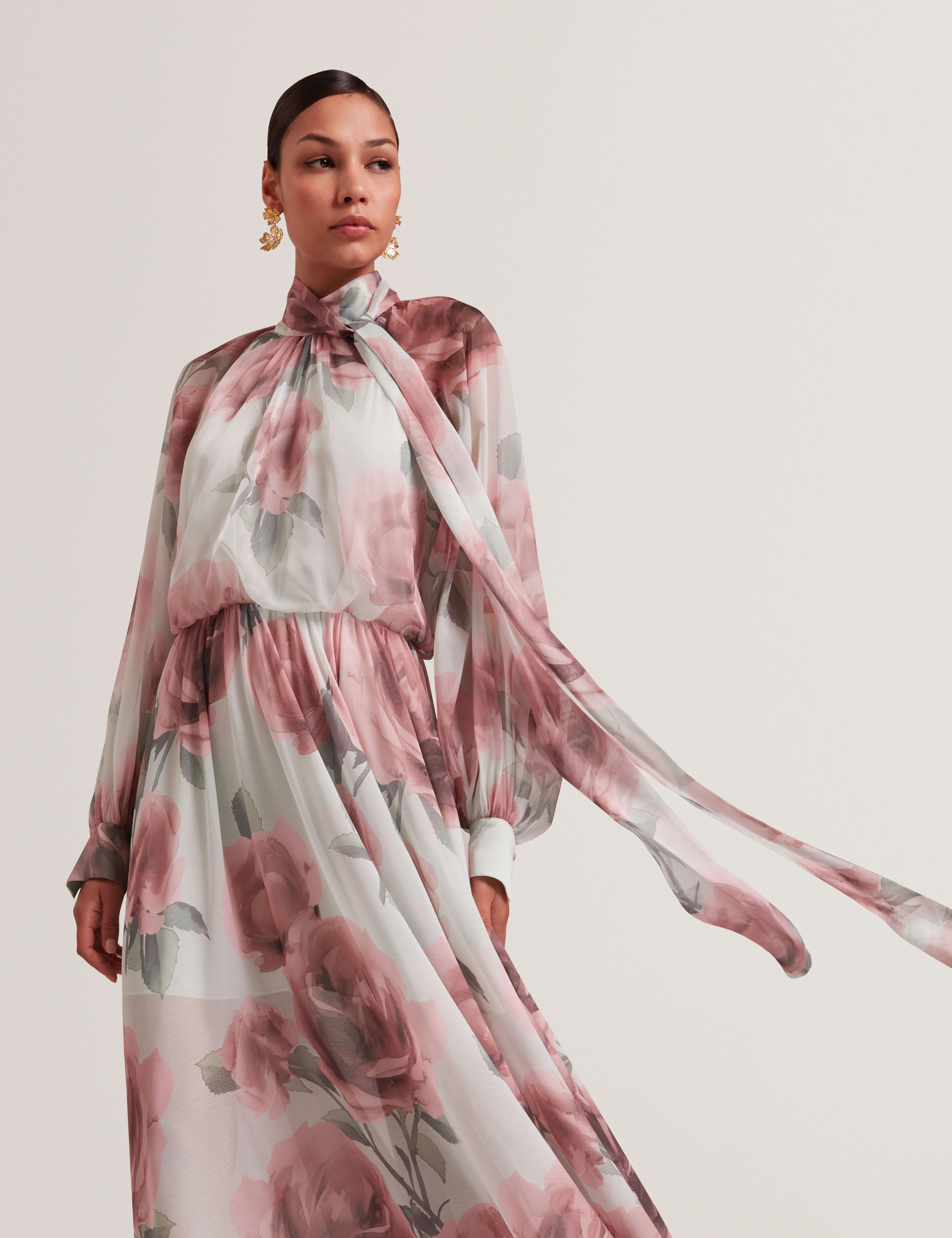 Rowie Tie Detail Long Sleeve Floral Maxi Dress Pl-Green