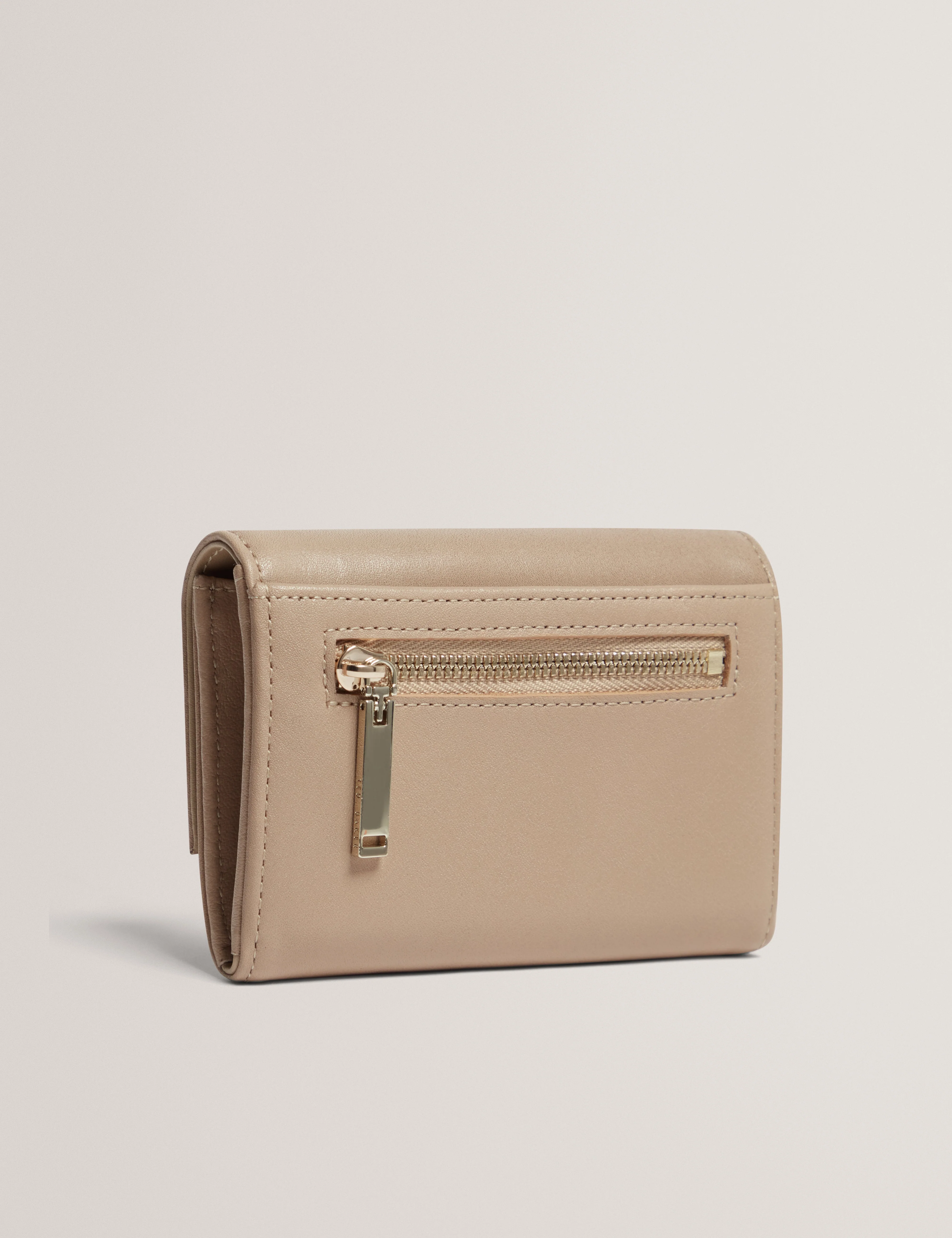 Rylah Bar Detail Small Leather Purse Camel - Image 3