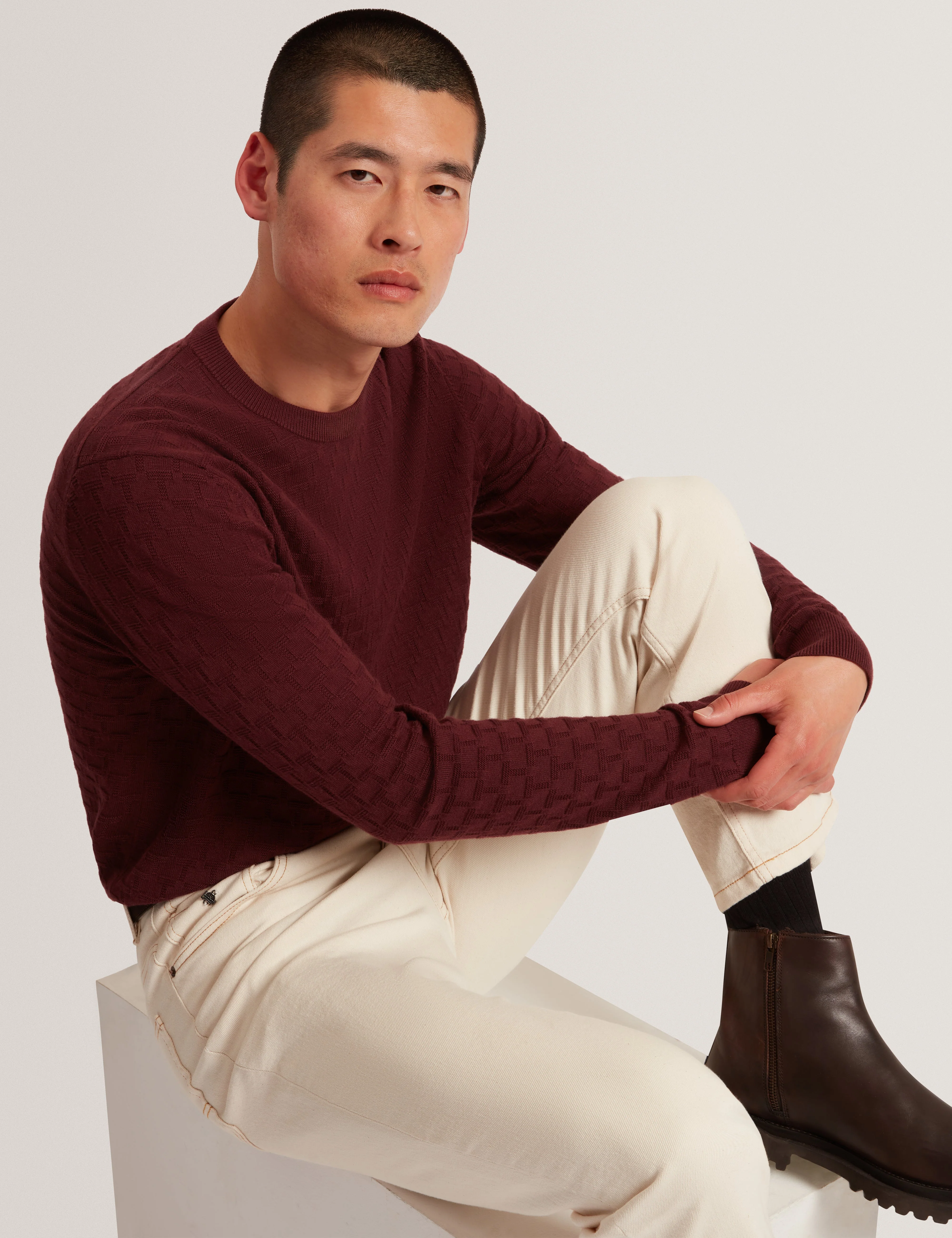Sainsy T Stitch Crew Neck Maroon - Image 6