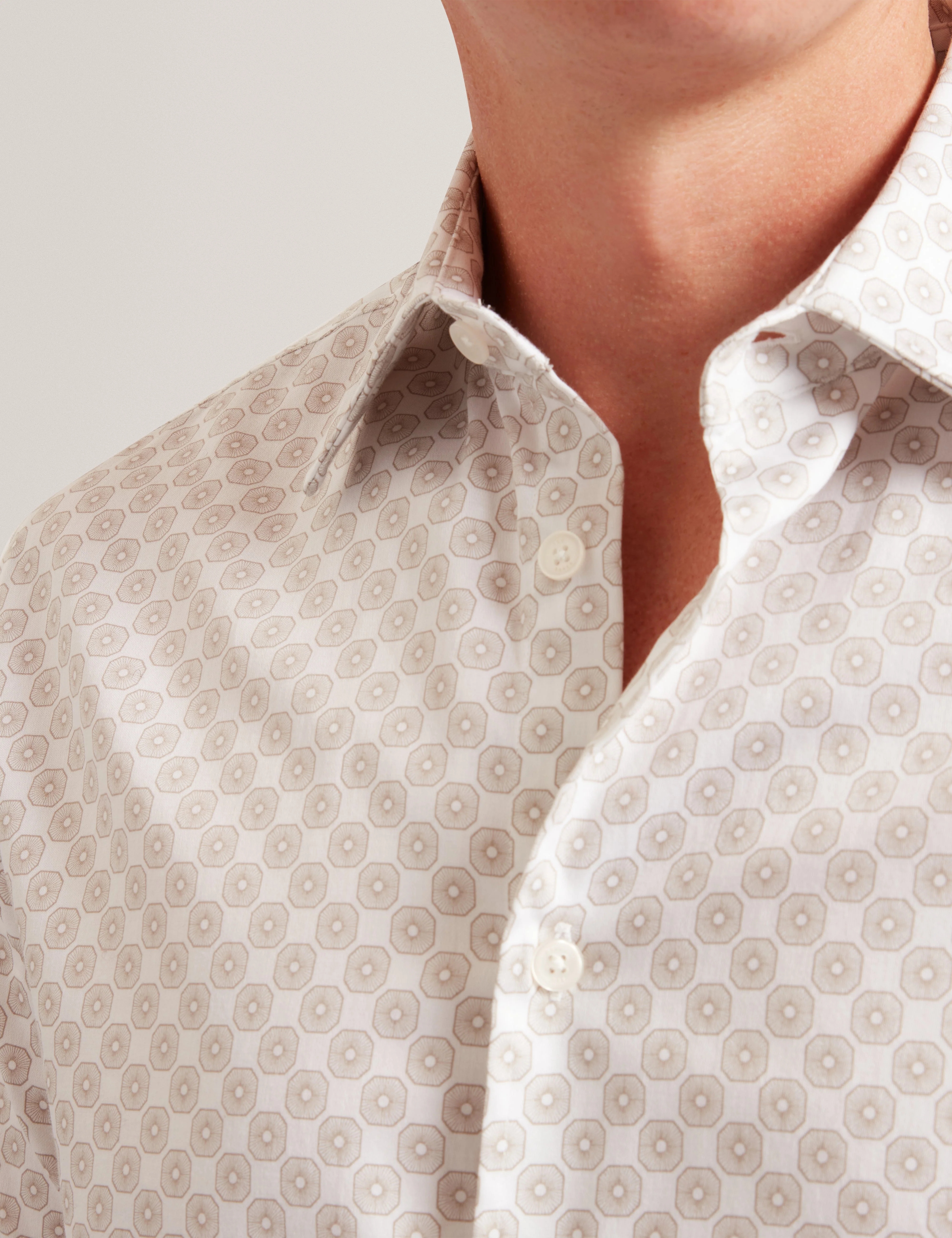 Sef Ls Slim Fit Circle Geo Print Shirt Taupe - Image 5