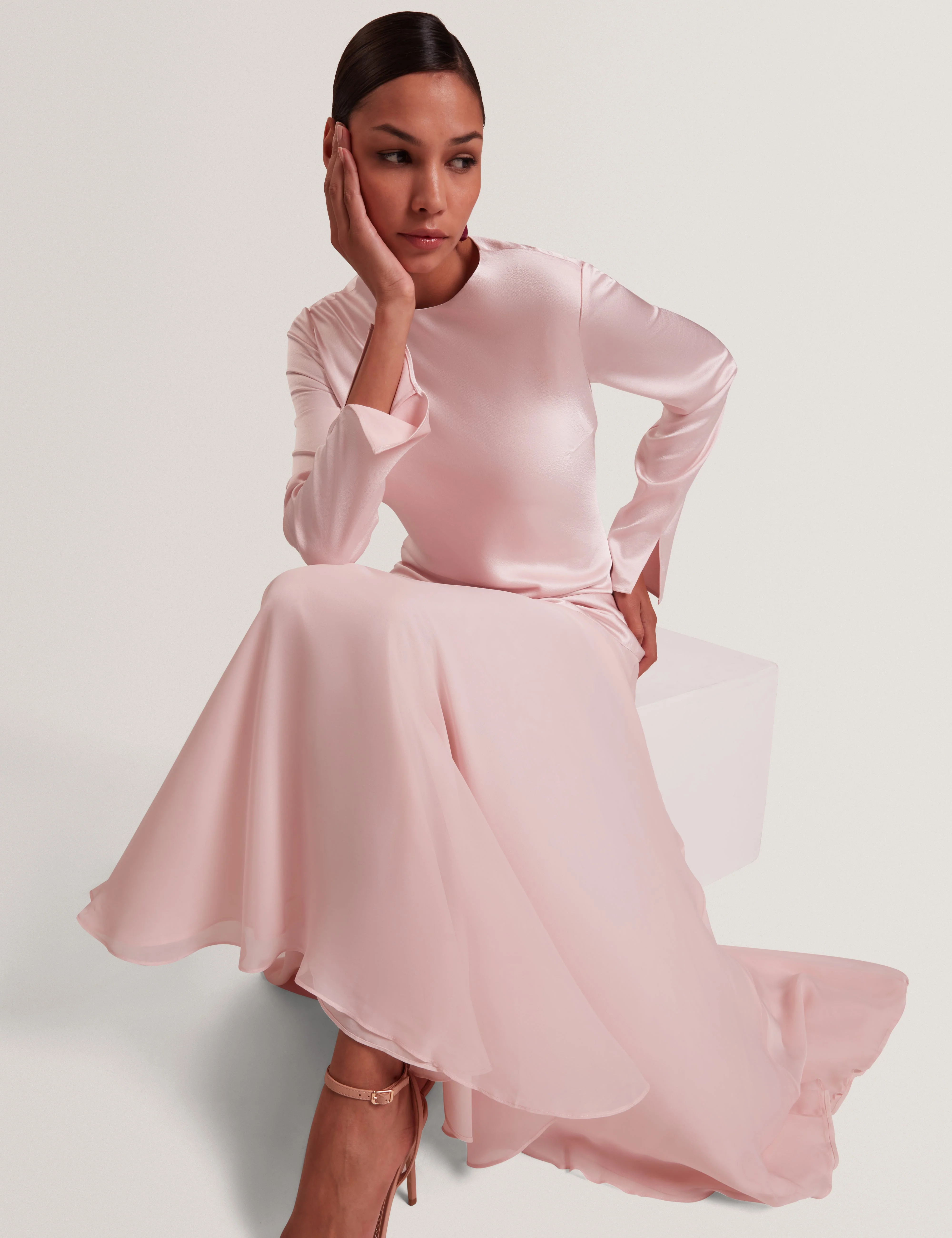 Shkye Long Sleeve Diagonal Waist Seam Maxi Dre Pink - Image 3