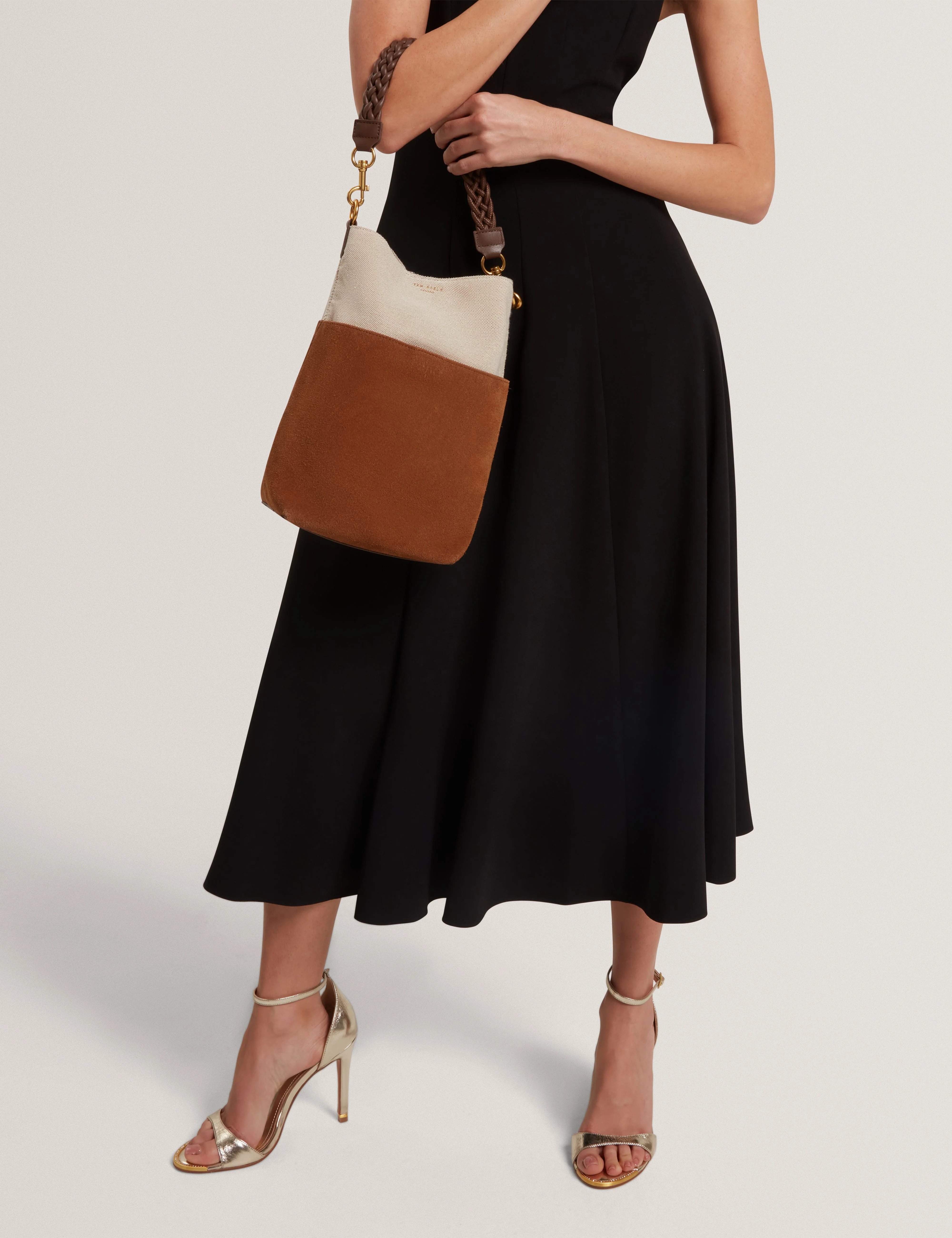 Sorien Woven Handle Medium Bucket Bag Tan - Image 6