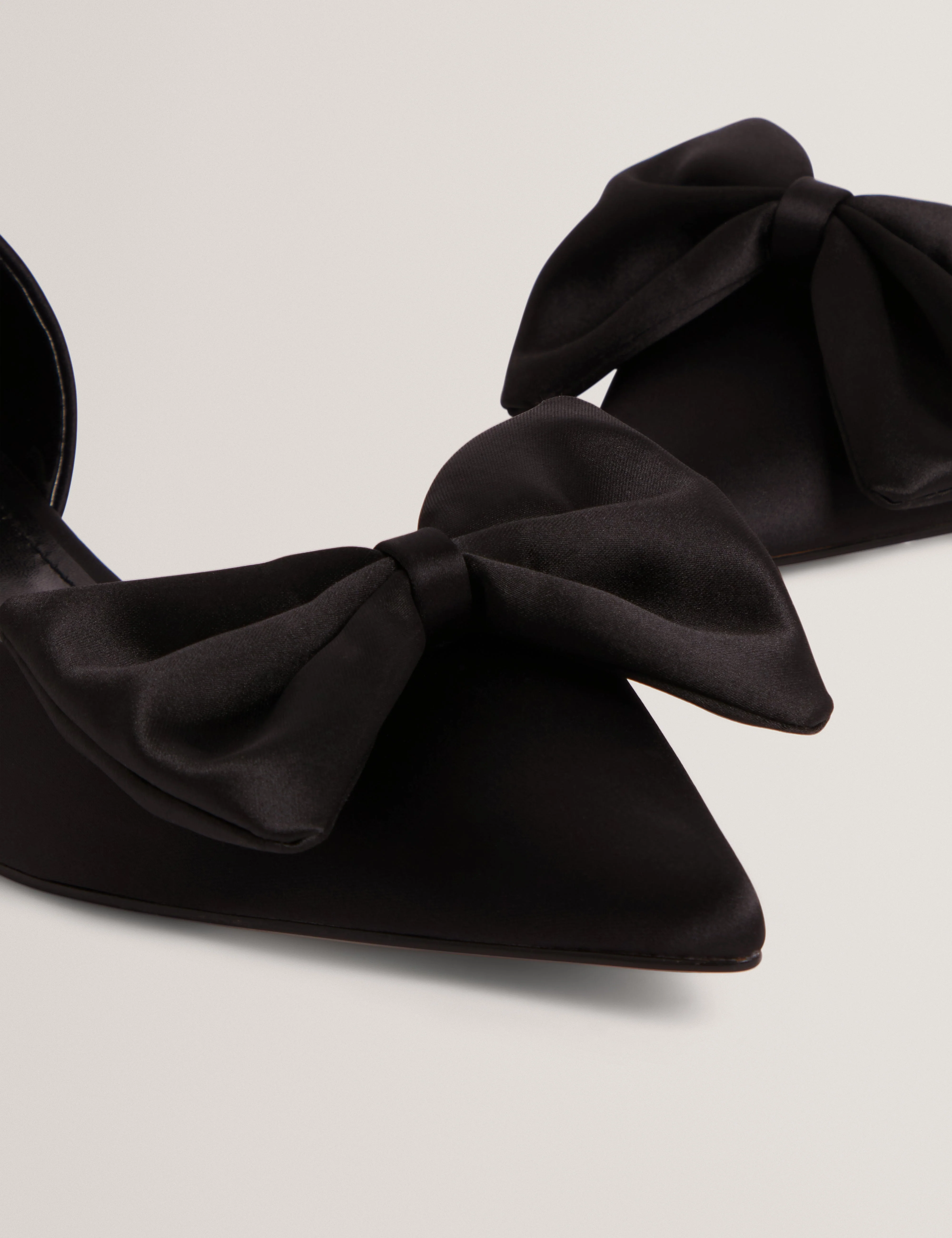 Soufiya Satin Bow Detail Flat Black - Image 3