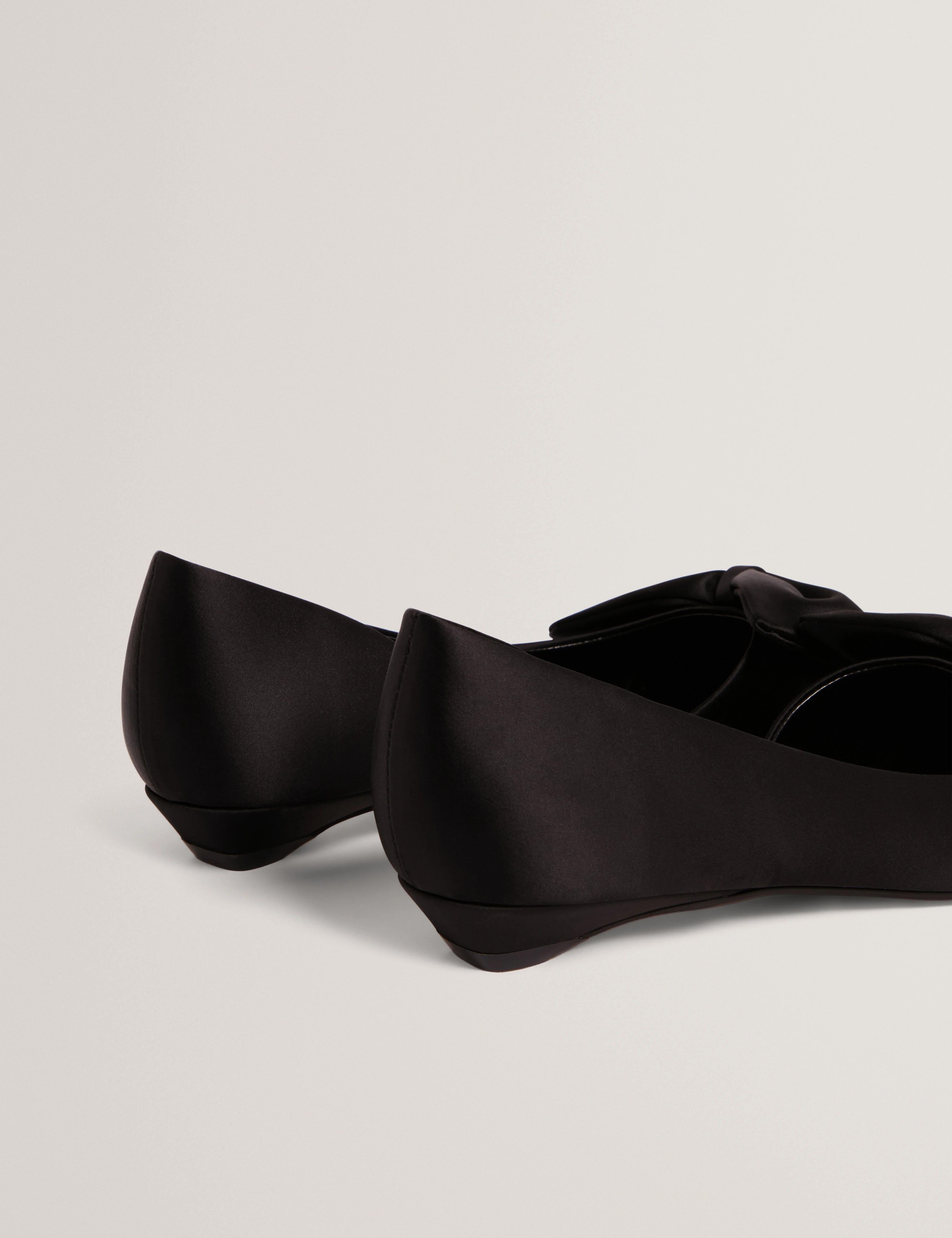 Soufiya Satin Bow Detail Flat Black - Image 5