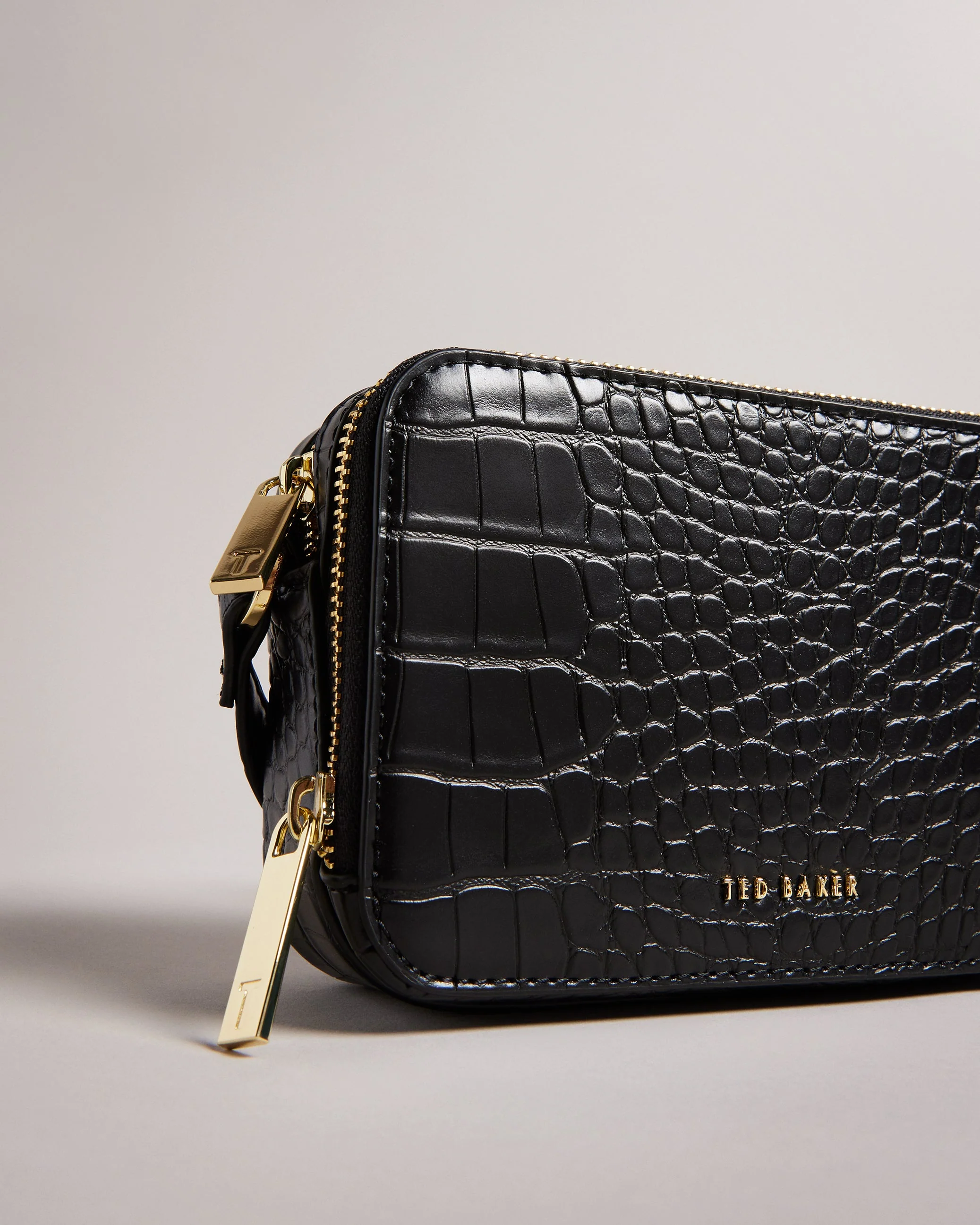 Stina Croc Effect Camera Bag Black - Image 5
