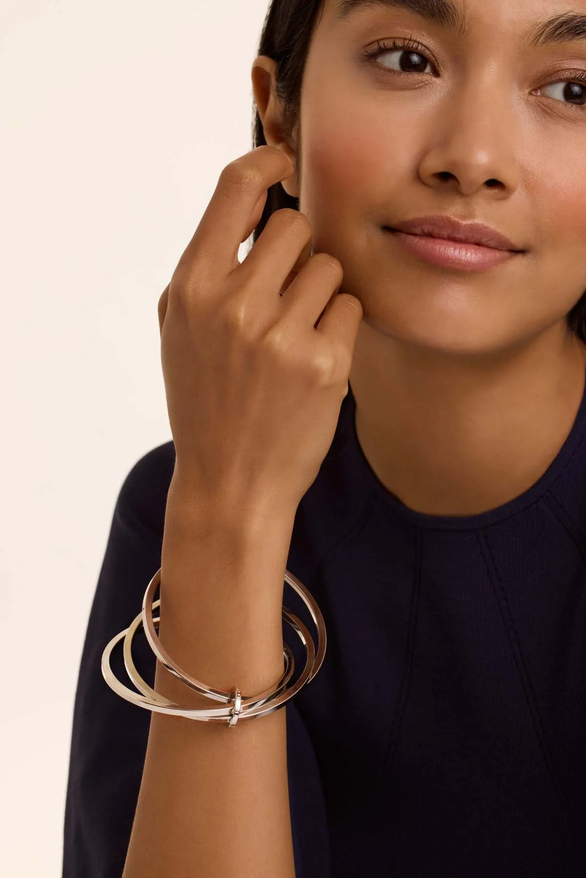 Huulia Multi Hoop Bangle Bracelet Silver