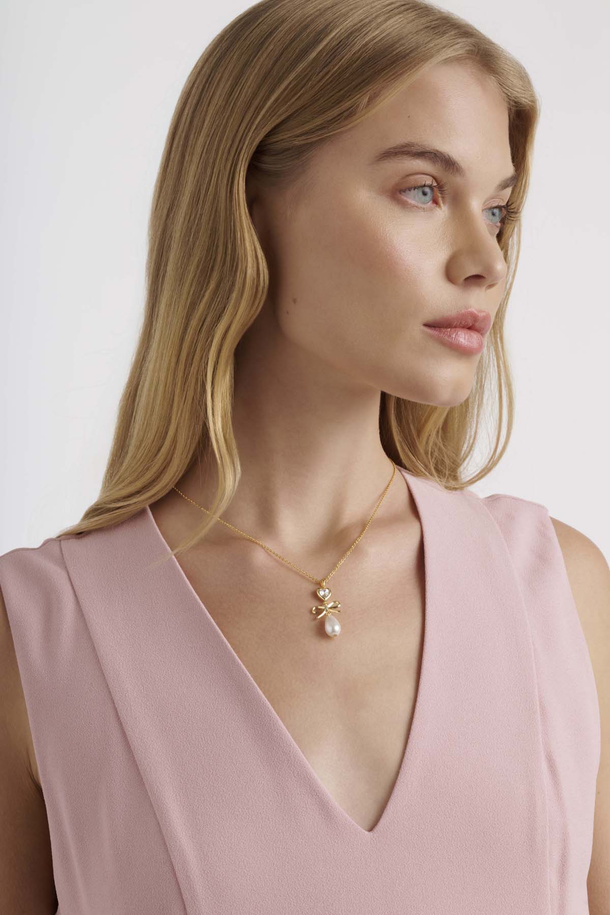 Imogen Icon Charm Heart Bow Pearl Drop Pearl - Image 5