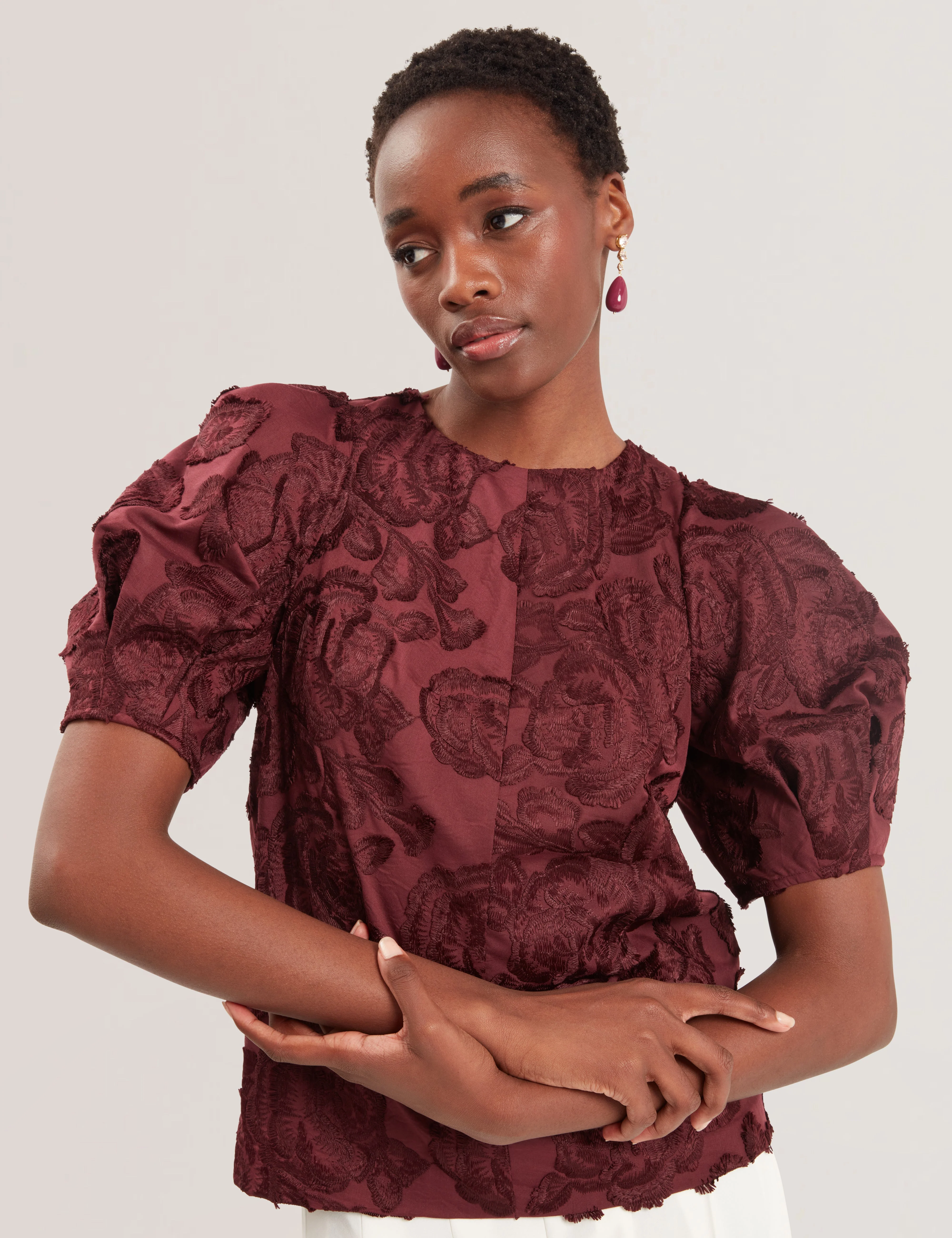 Teodori Puff Sleeve Textured Rose Top Oxblood - Image 5
