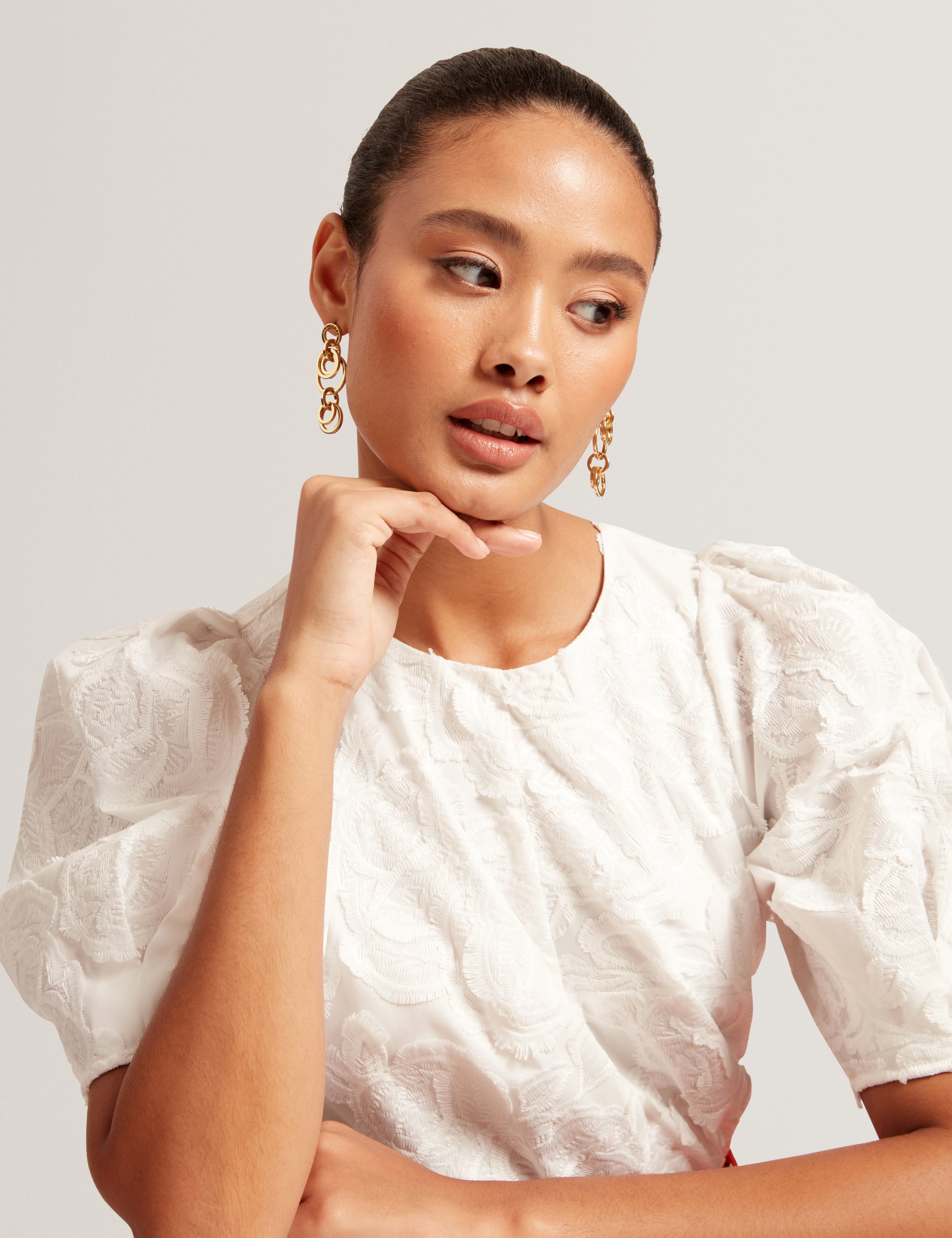 Teodori Puff Sleeve Textured Rose Top White - Image 6