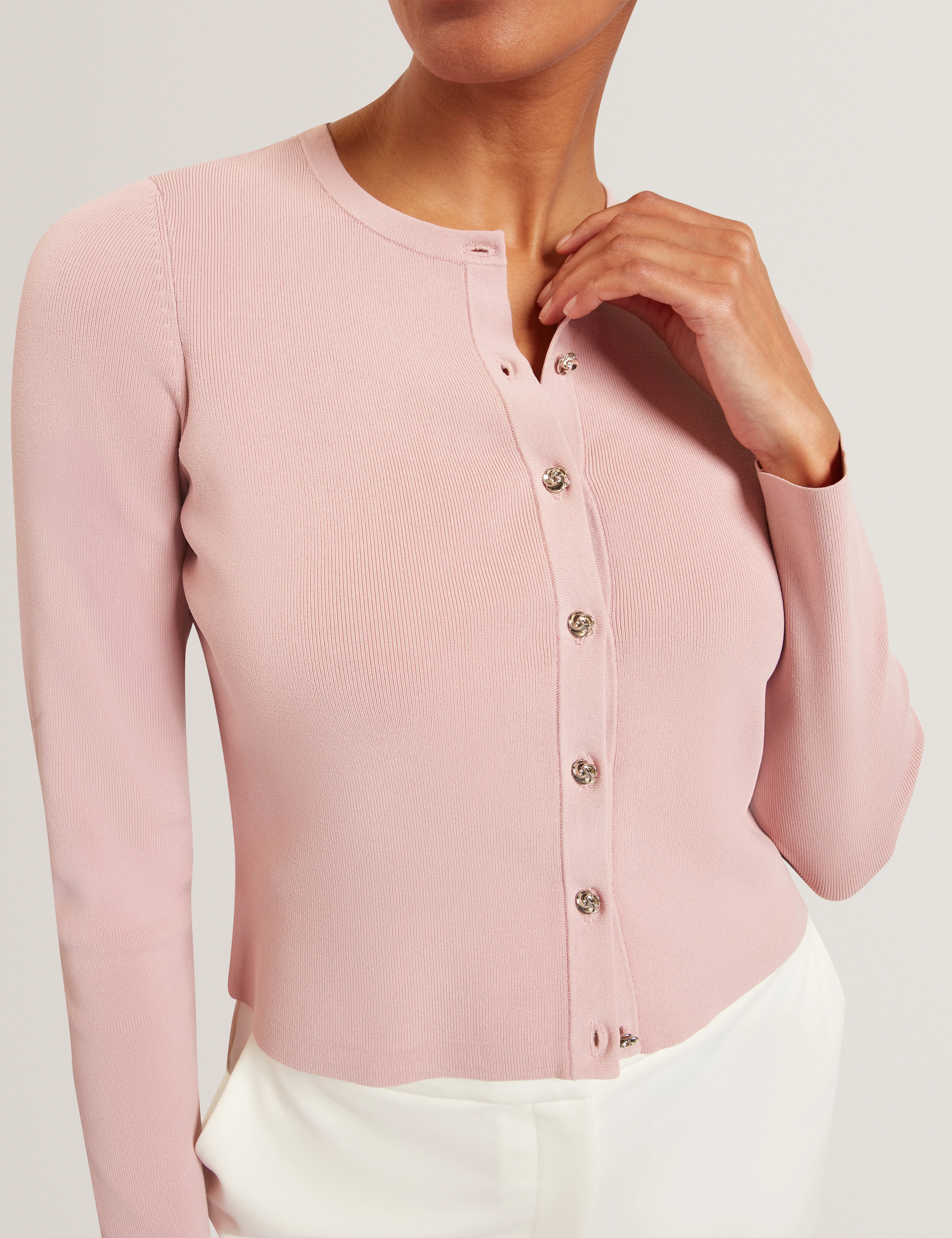 Vedla Cropped Crew Neck Cardigan Pink - Image 4