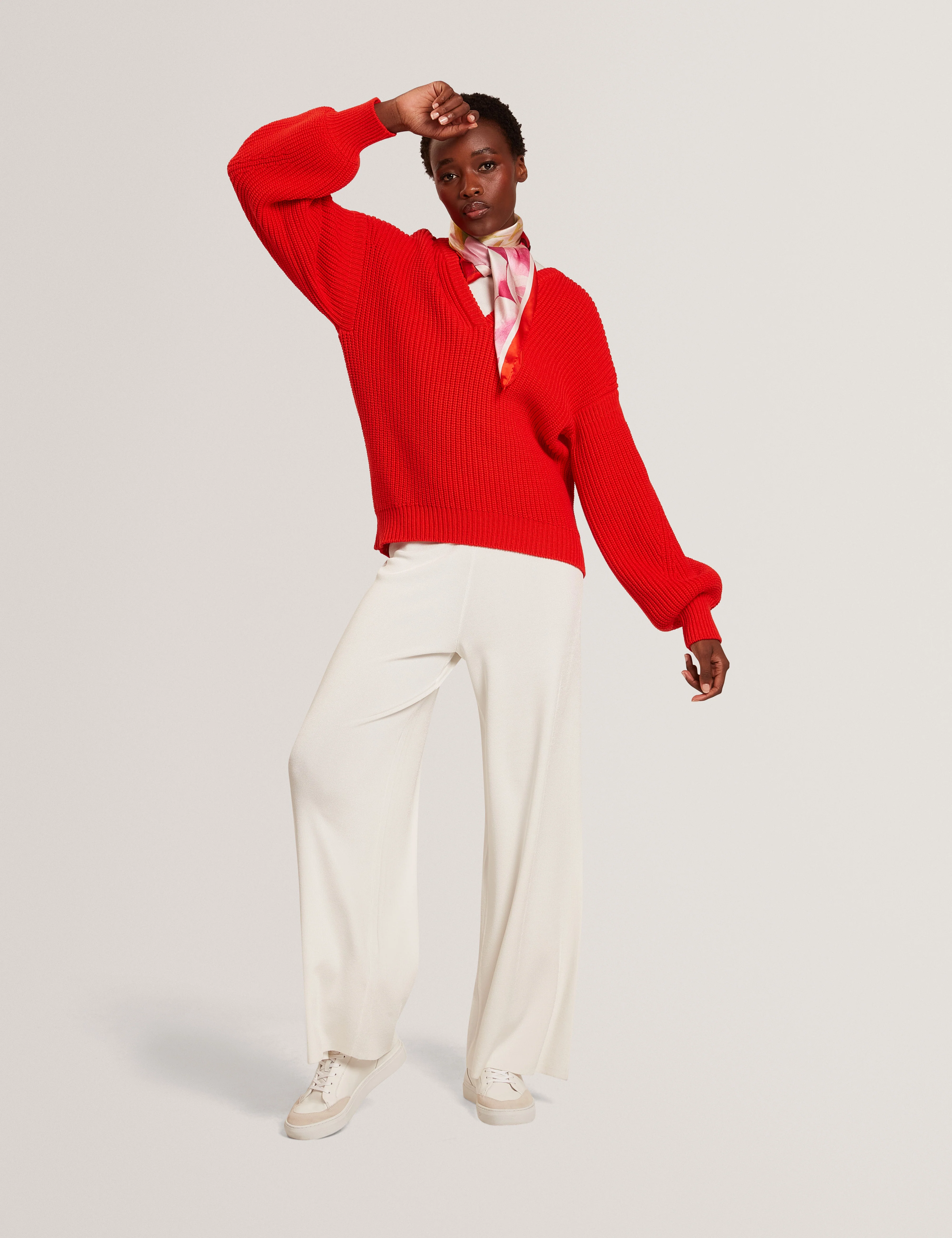 Velmee Cotton Blend V Neck Sweater Red - Image 2