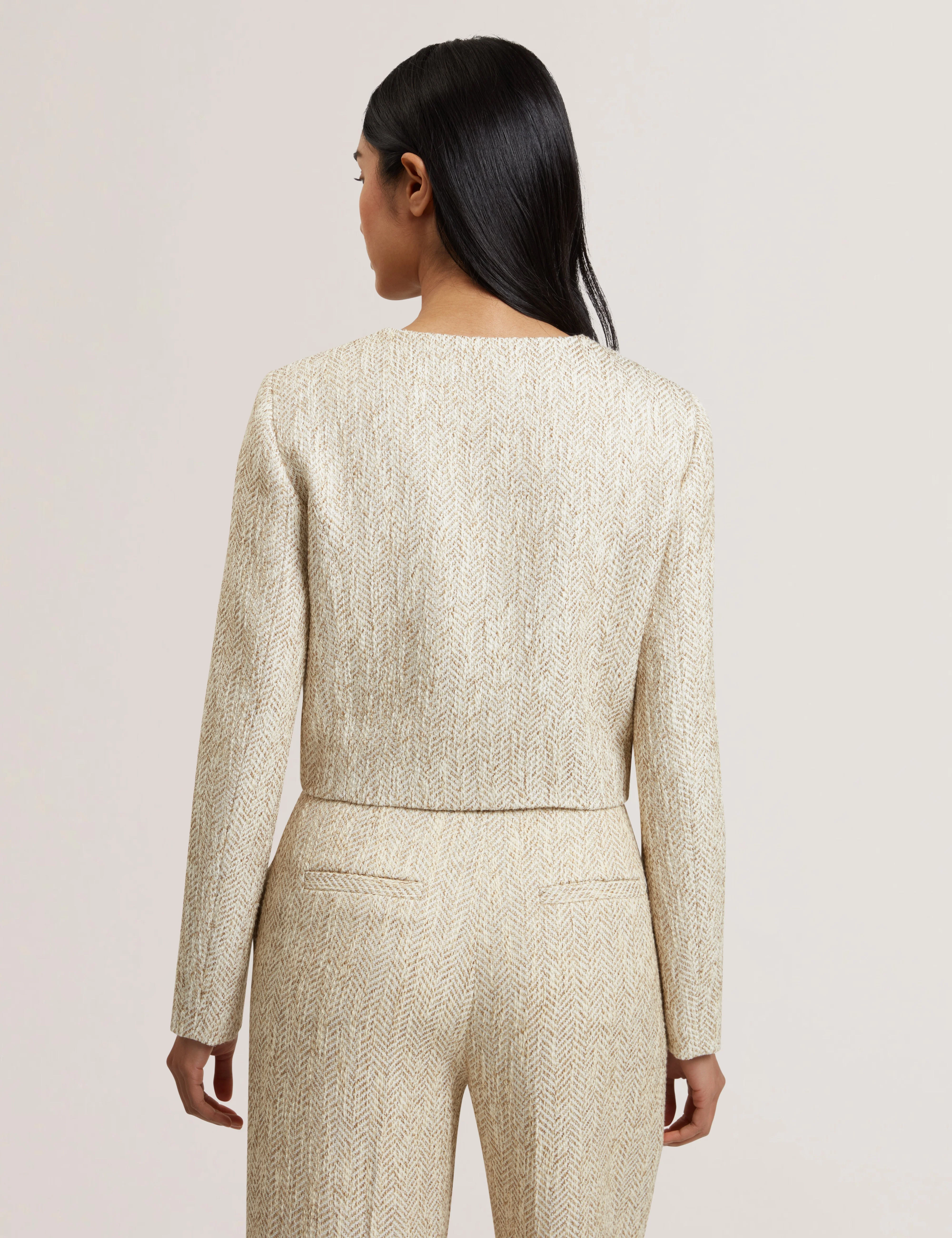 Vulpa Tailored Boucle Fitted Cropped Ivory - Image 5