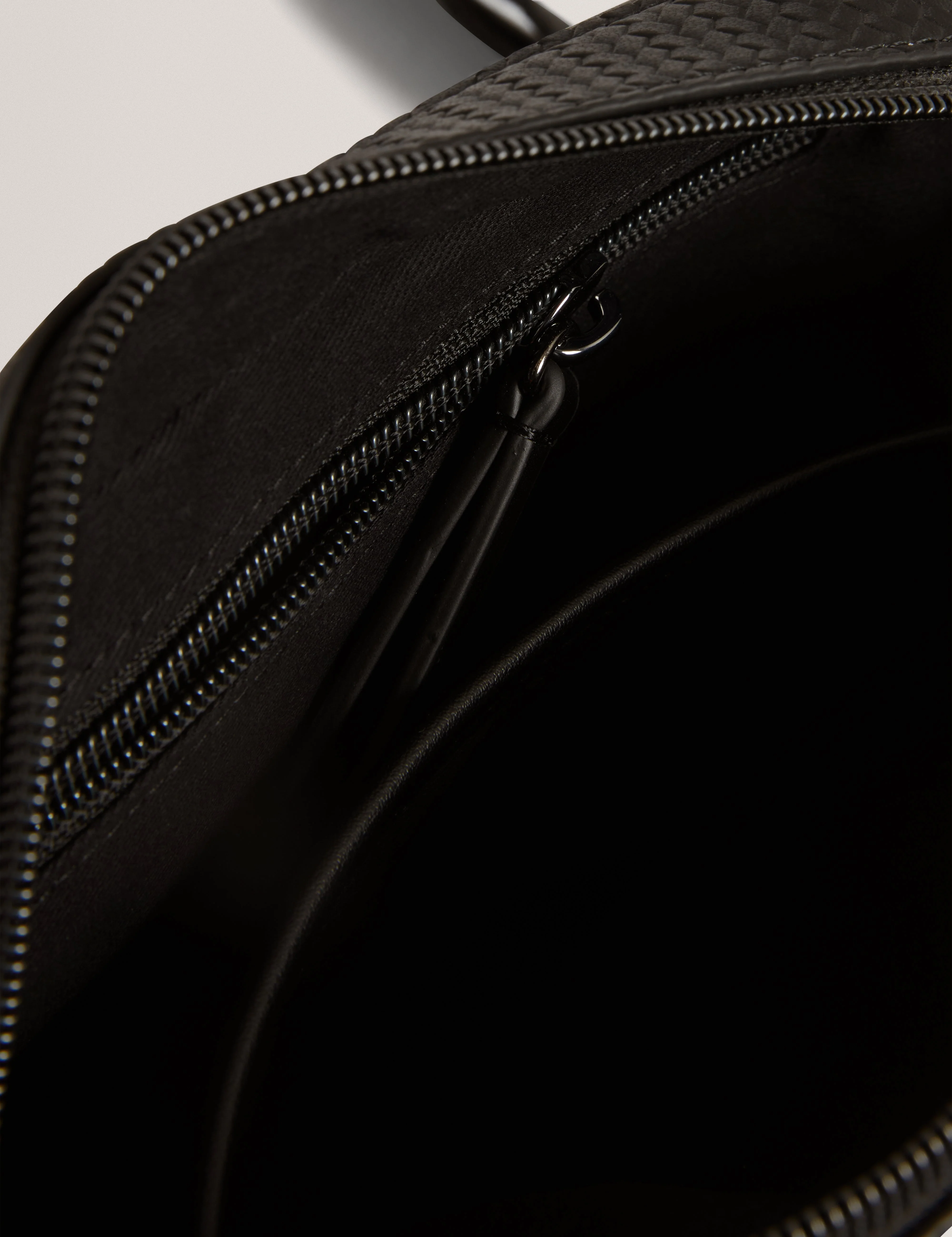 Walt Printed Weave Pu Crossbody Bag Black - Image 5