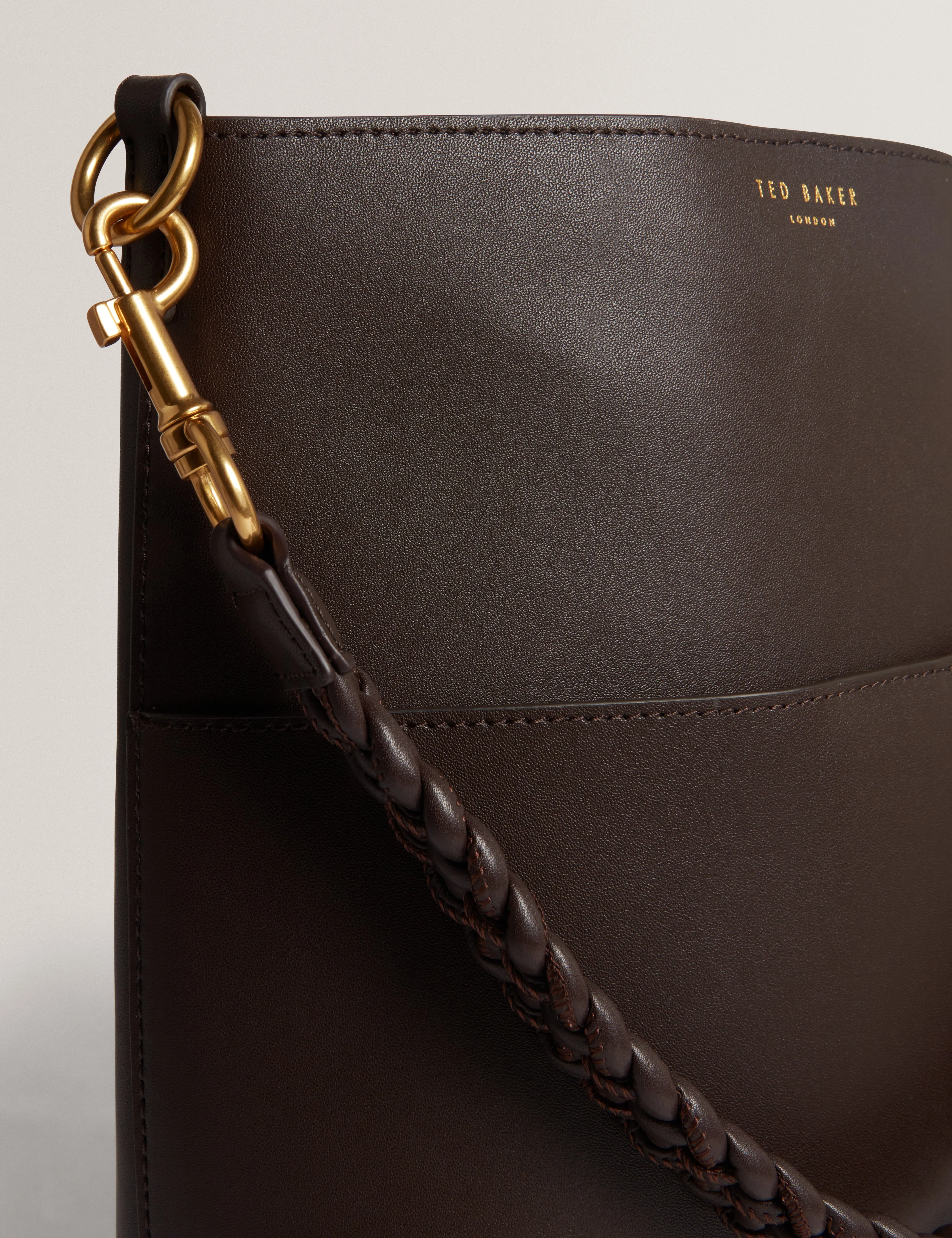 Wannda Weave Handle Leather Medium Bucket Bag Brn-Choc - Image 2