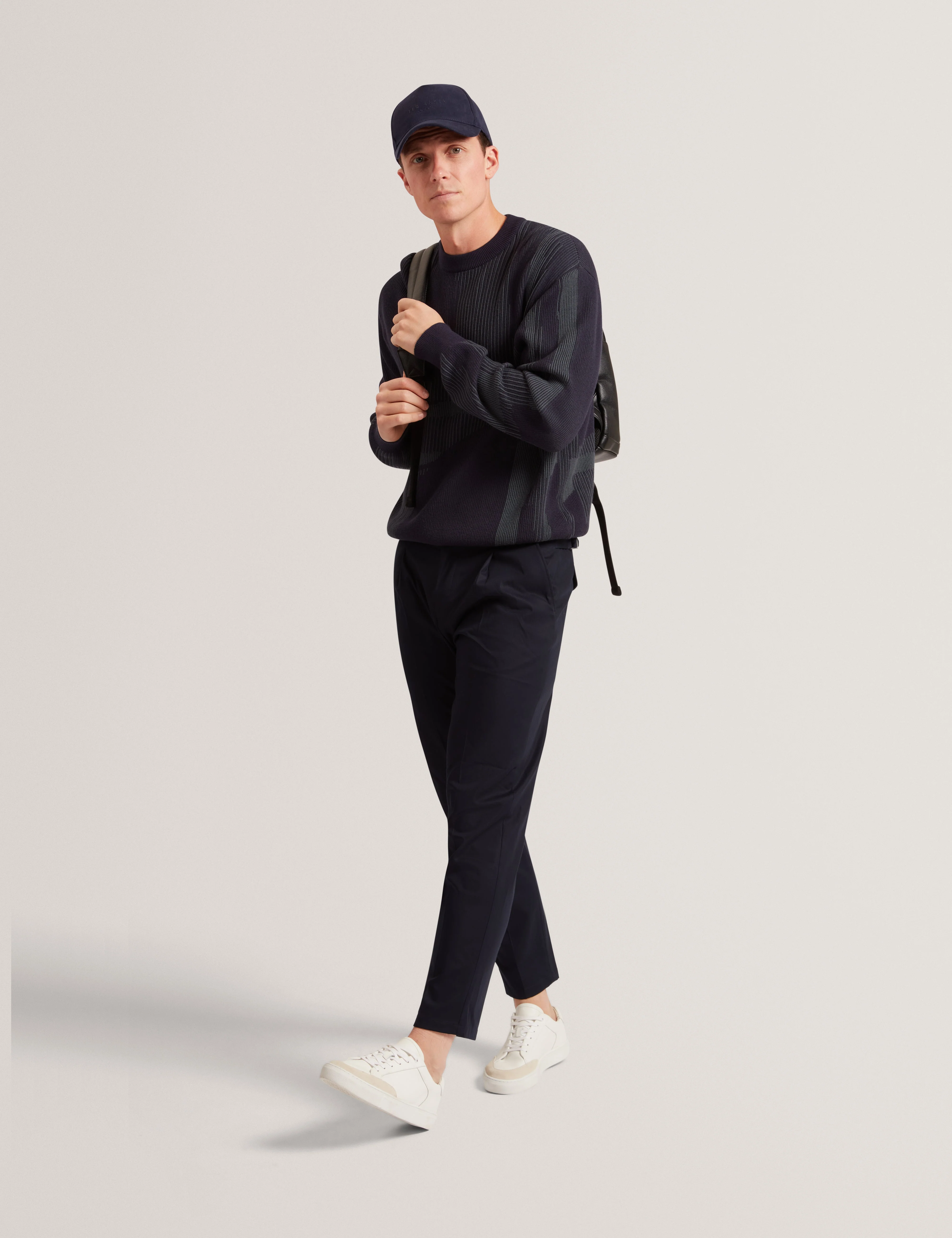 Wilan Abstract Crew Neck Jumper Navy - Image 2