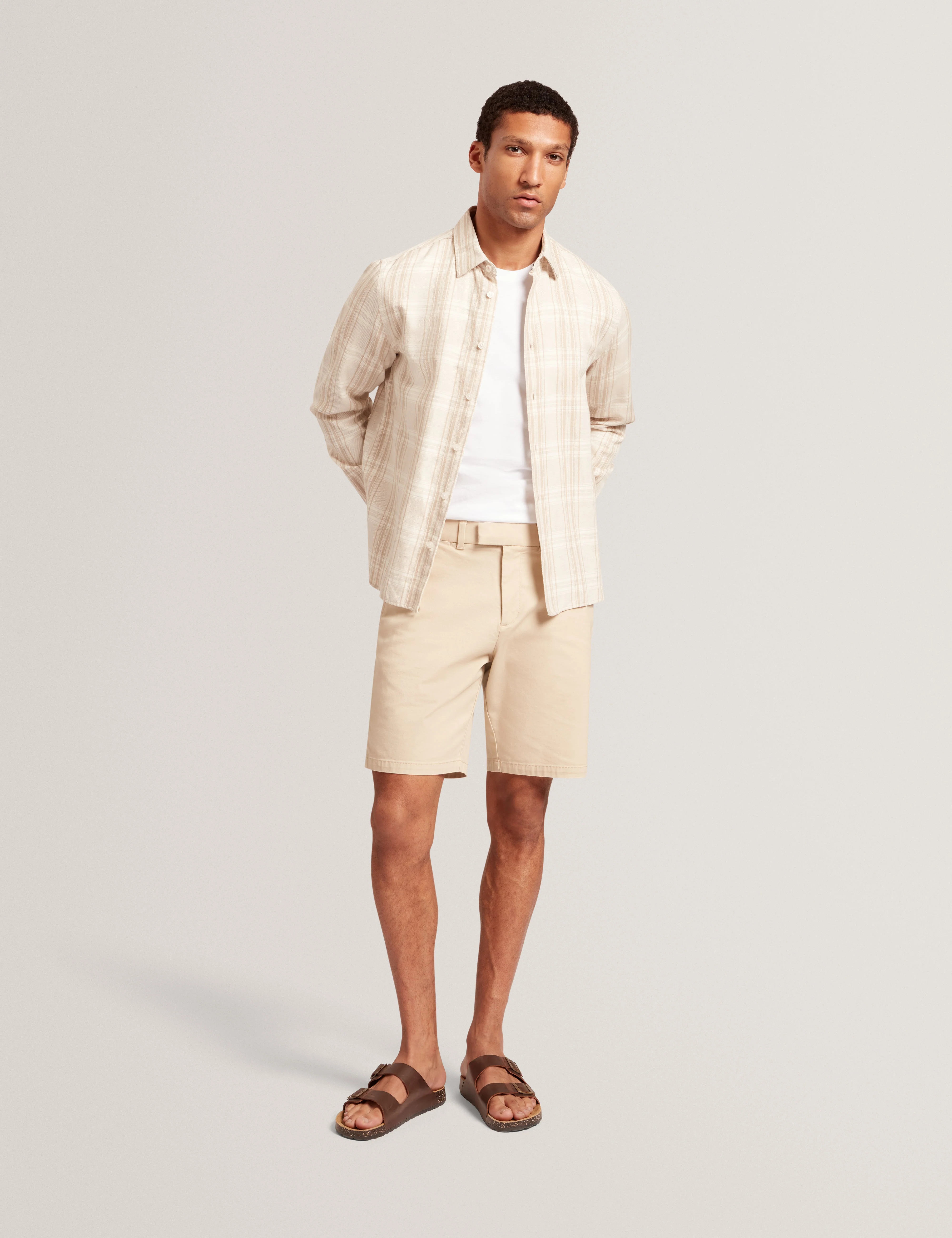 Zeuso Long Sleeve Linen Blend Oversized Check Shirt Taupe - Image 2